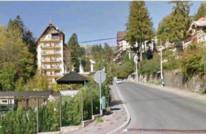 Apartament Apartament Aosta Central Sinaia Zewnętrze zdjęcie